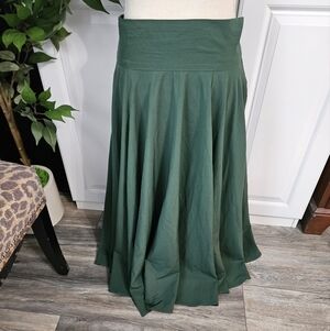 Anlo Green Pleated A-Line Maxi Skirt